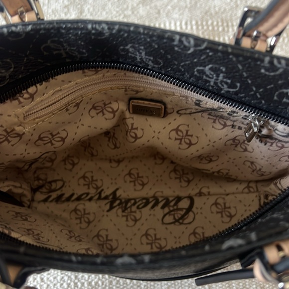 GUESS Delaney Logo Mini Tote - Picture 11 of 16